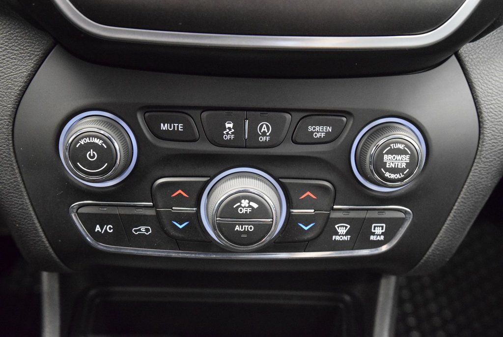 Jeep Cherokee TRAILHAWK+V6+CUIR+4X4+WOW 2021 à Laval, Québec - 26 - w1024h768px