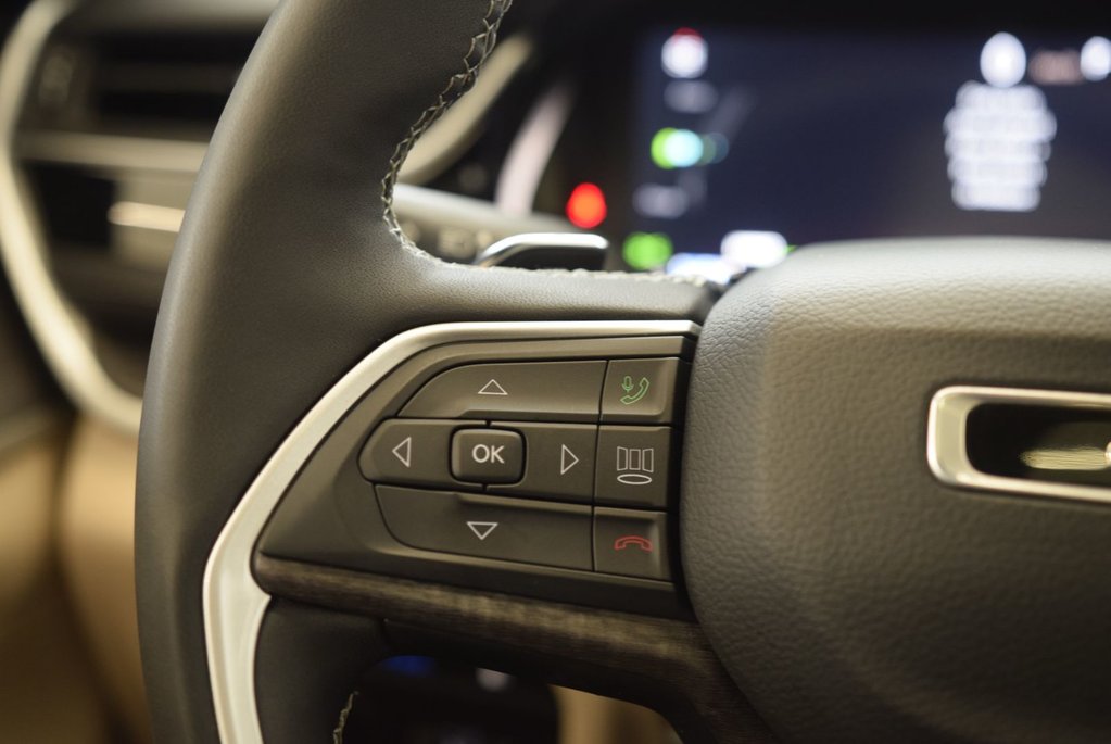 Jeep Grand Cherokee 4XE+AWD+LIMITED+LUXURY PACK 2022 à Laval, Québec - 23 - w1024h768px