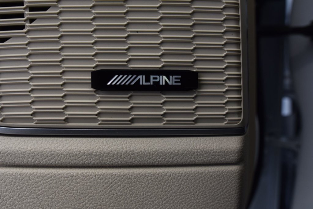 Jeep Grand Cherokee 4XE+AWD+LIMITED+LUXURY PACK 2022 à Laval, Québec - 22 - w1024h768px