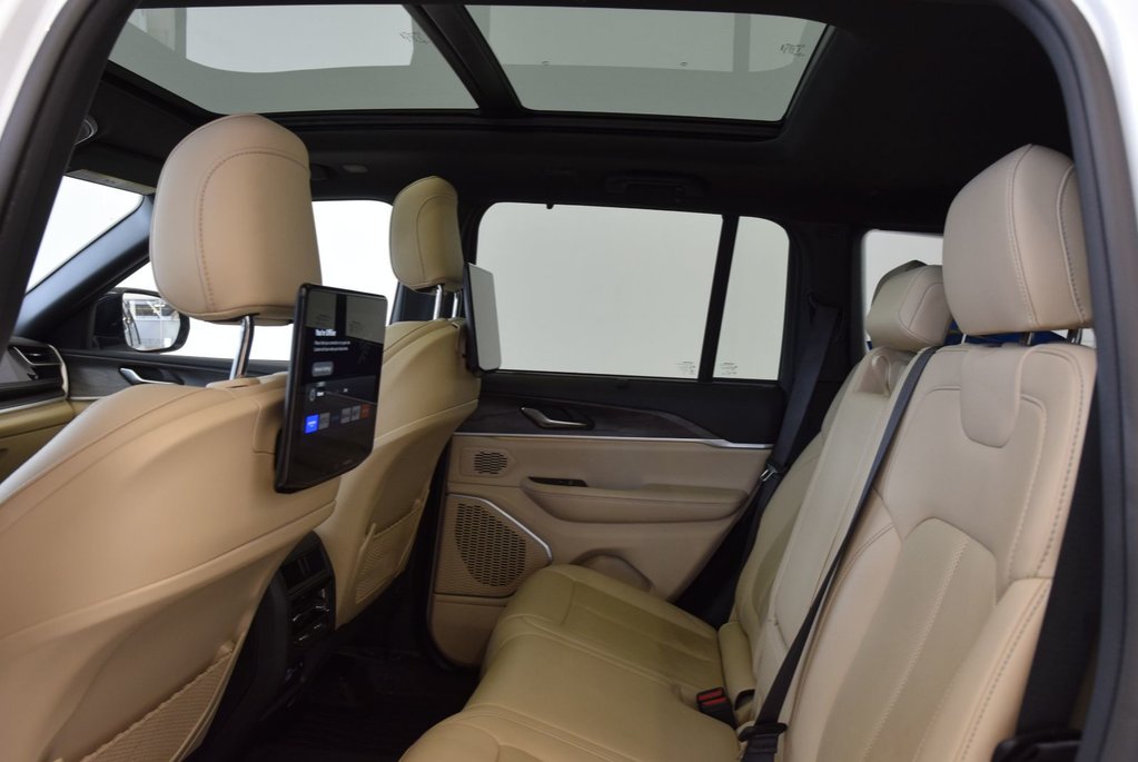 Jeep Grand Cherokee 4XE+AWD+LIMITED+LUXURY PACK 2022 à Laval, Québec - 18 - w1024h768px