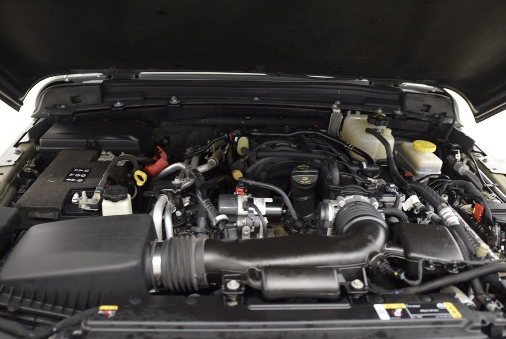 2023 Jeep Wrangler Willys+4X4+NAV+AUTO+V6+MAG NOIR in Laval, Quebec - 22 - w1024h768px
