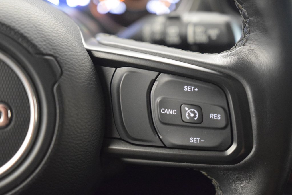 2023 Jeep Wrangler Willys+4X4+NAV+AUTO+V6+MAG NOIR in Laval, Quebec - 15 - w1024h768px