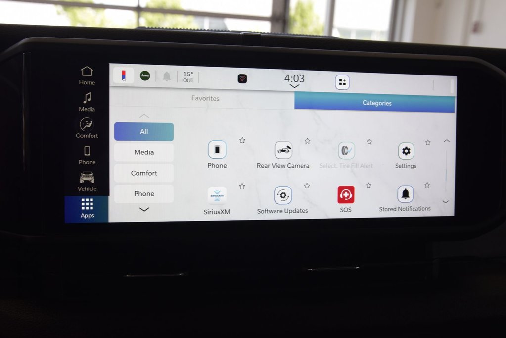 2025 Jeep Wrangler Sport S+AIR CLIM+COMME NEUF in Laval, Quebec - 18 - w1024h768px