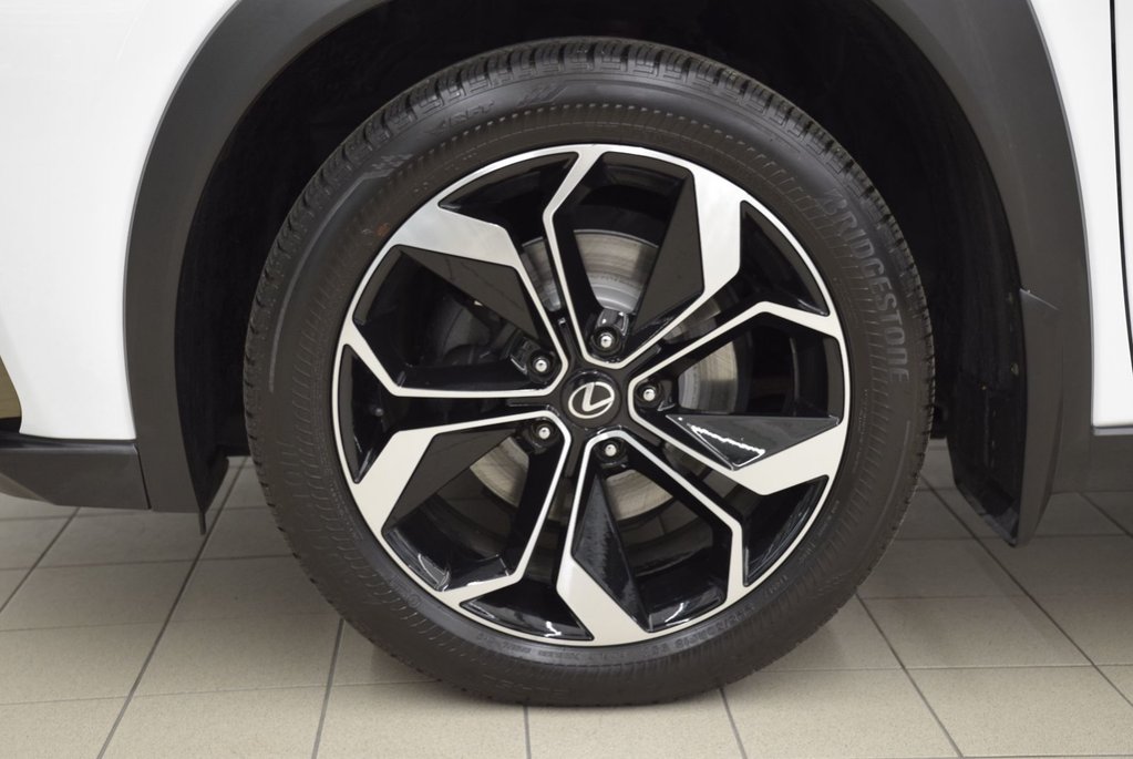 Lexus UX 250h+F SPORT+AWD+CUIR 2020 à Laval, Québec - 3 - w1024h768px