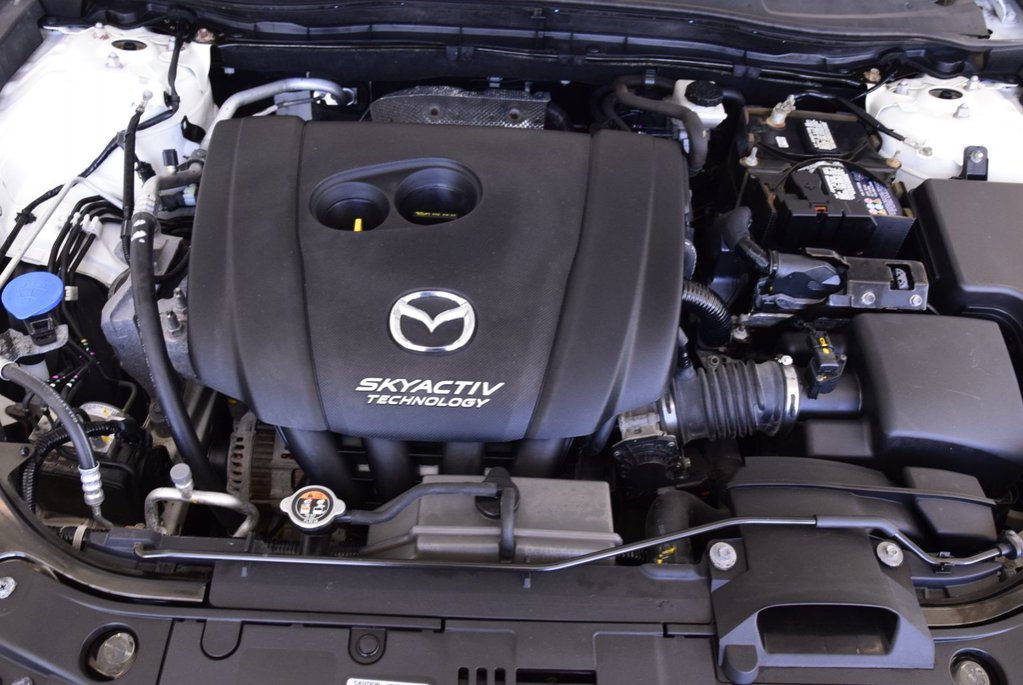 2016 Mazda 3 GS+SPORT+AUTOMATIQUE+MAG in Laval, Quebec - 18 - w1024h768px