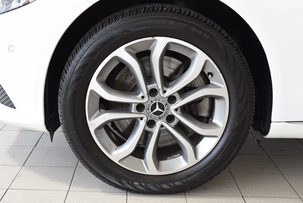 Mercedes-Benz C-Class C300+WAGON+241HP+TOIT PANO 2018 à Laval, Québec - 5 - w1024h768px