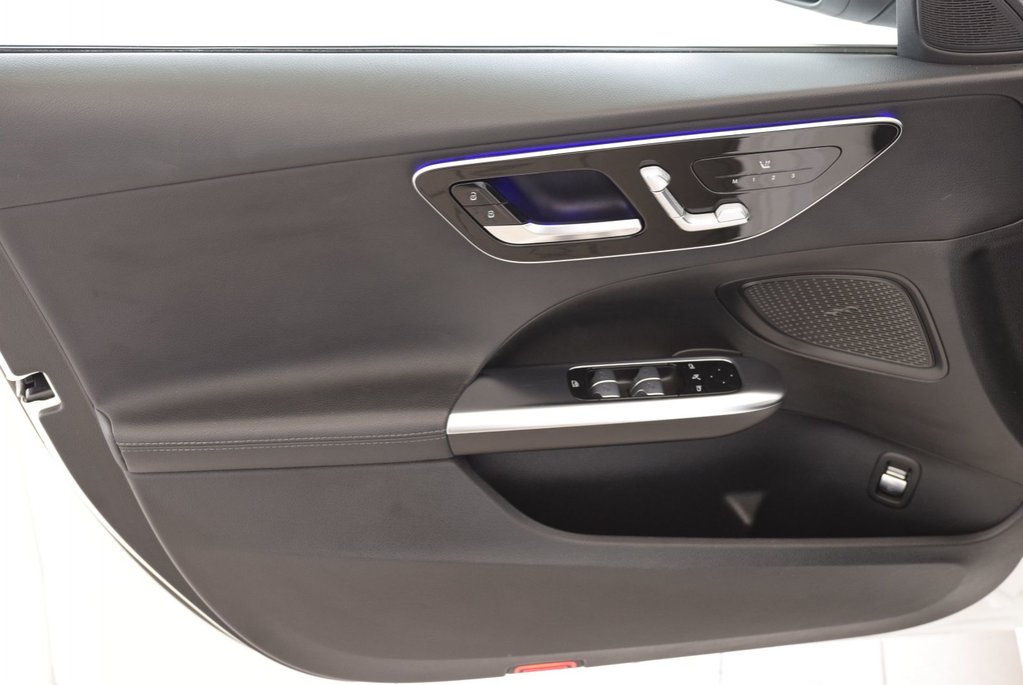 Mercedes-Benz C-Class C300+AWD+PREMIUM PACK+LED 2024 à Laval, Québec - 21 - w1024h768px