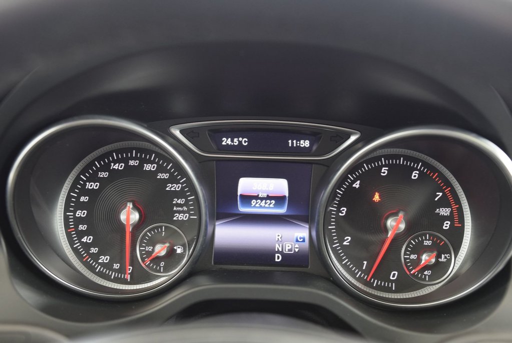 2019 Mercedes-Benz GLA 250+KIT AMG+TOIT+NAV+ in Laval, Quebec - 24 - w1024h768px