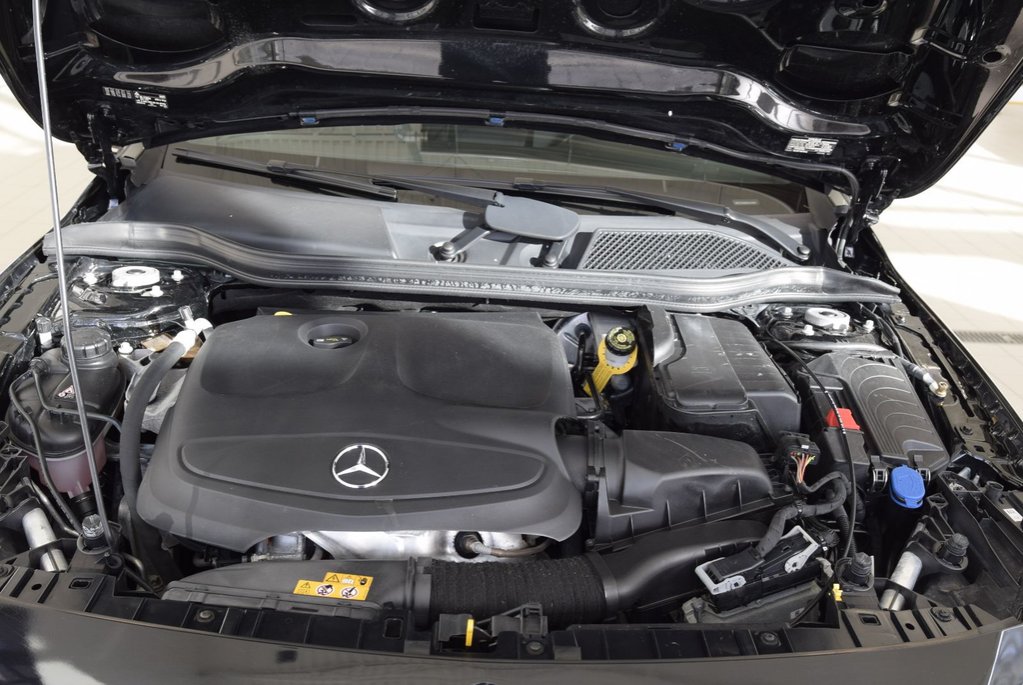 2019 Mercedes-Benz GLA 250+KIT AMG+TOIT+NAV+ in Laval, Quebec - 30 - w1024h768px