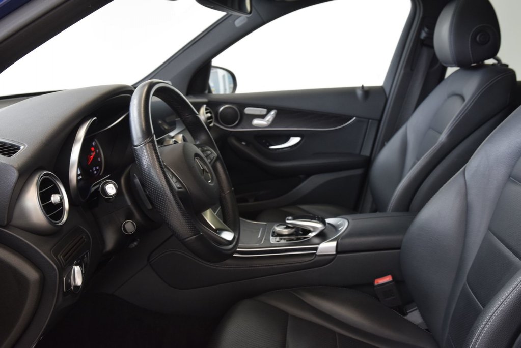 Mercedes-Benz GLC 300+NIGHT PACK+PREMIUM 2019 à Laval, Québec - 12 - w1024h768px