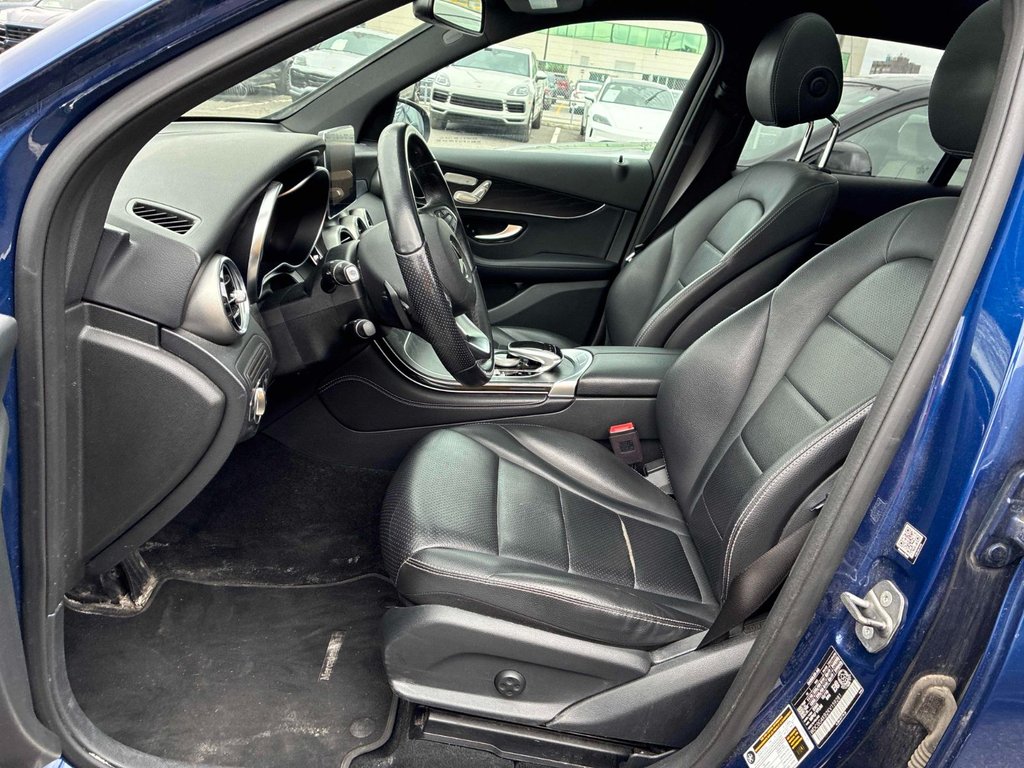 Mercedes-Benz GLC 300+NIGHT PACK+PREMIUM 2019 à Laval, Québec - 3 - w1024h768px