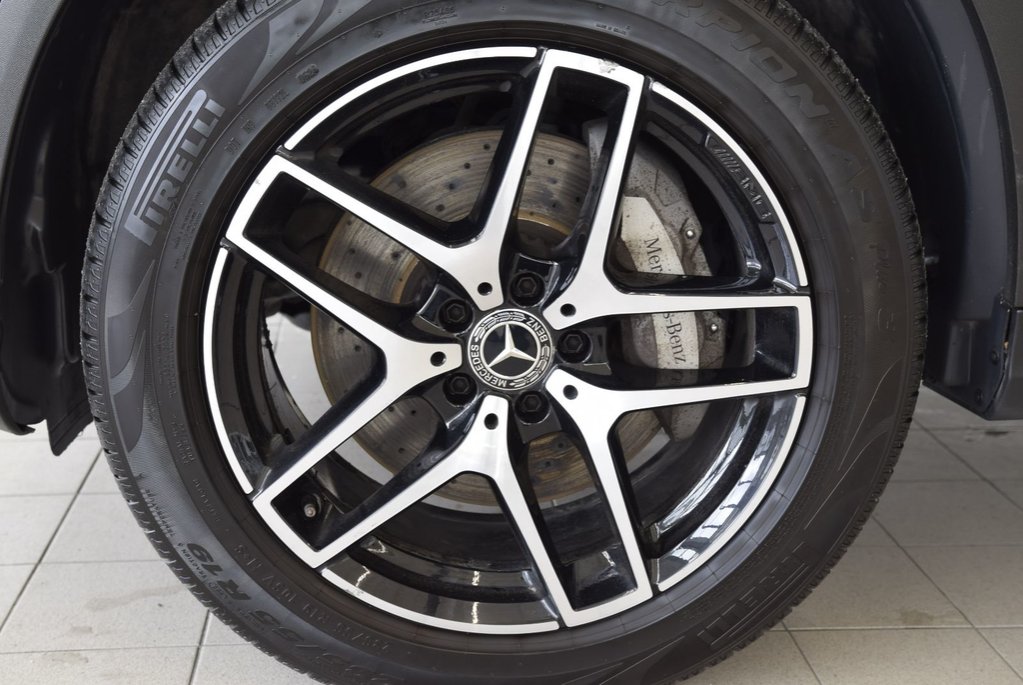 Mercedes-Benz GLC 300+NIGHT PACK+PREMIUM 2019 à Laval, Québec - 9 - w1024h768px