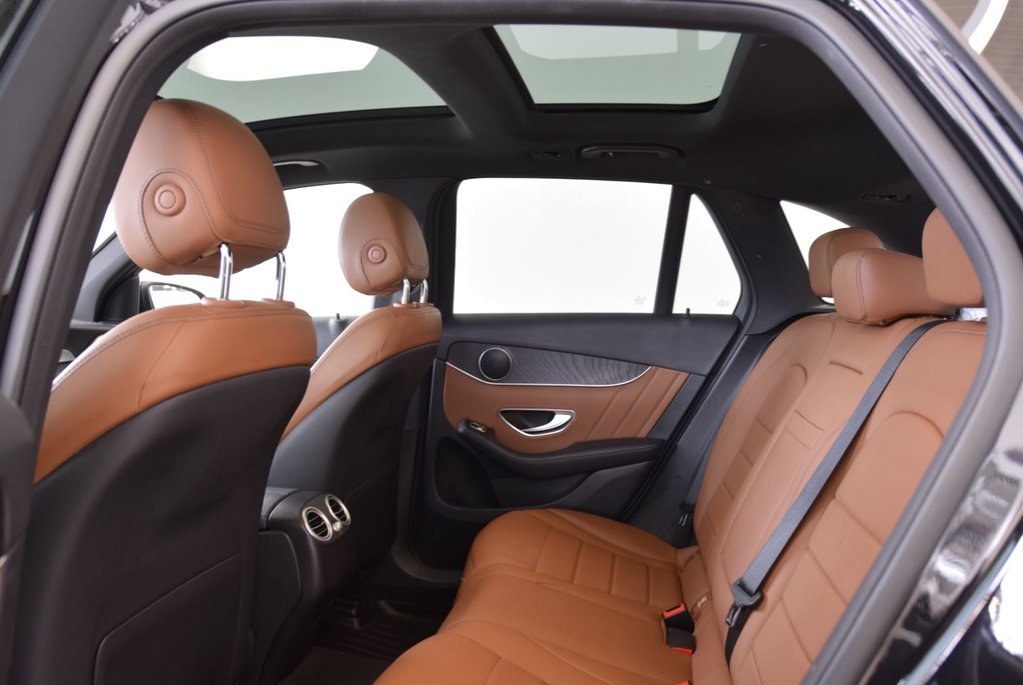 Mercedes-Benz GLC 300+NIGHT PACK+AMG PACK 2021 à Laval, Québec - 23 - w1024h768px