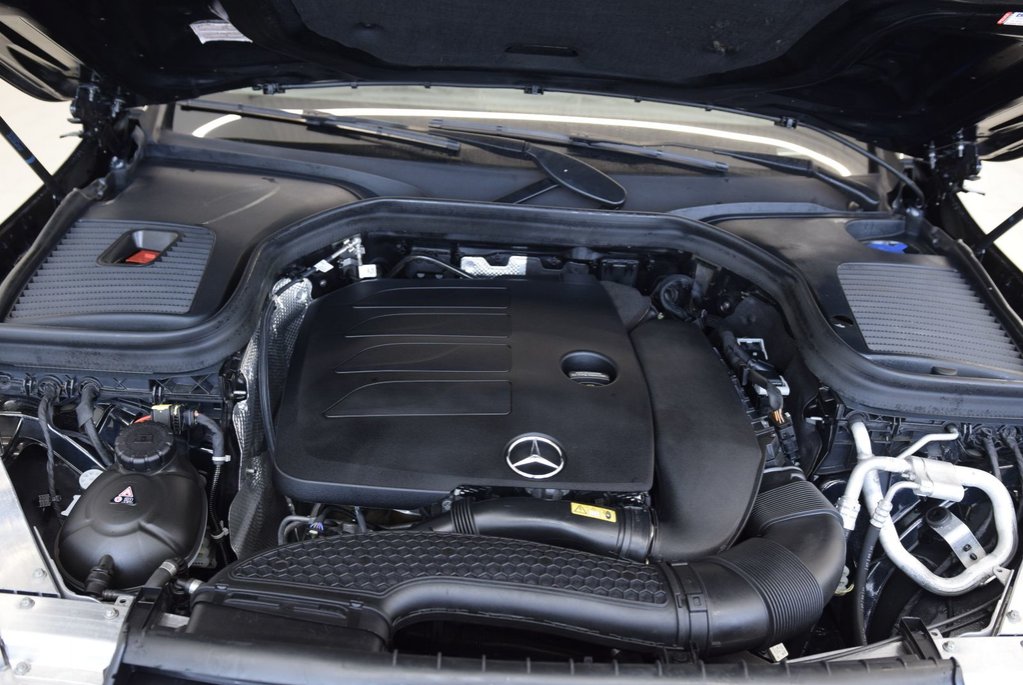 2021 Mercedes-Benz GLC 300+TOIT PANO+CUIR+LED in Laval, Quebec - 11 - w1024h768px