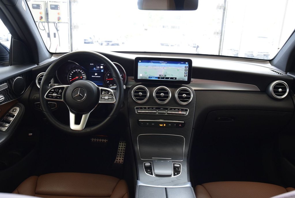 2022 Mercedes-Benz GLC 300+AMG NIGHT PACK+LED in Laval, Quebec - 19 - w1024h768px
