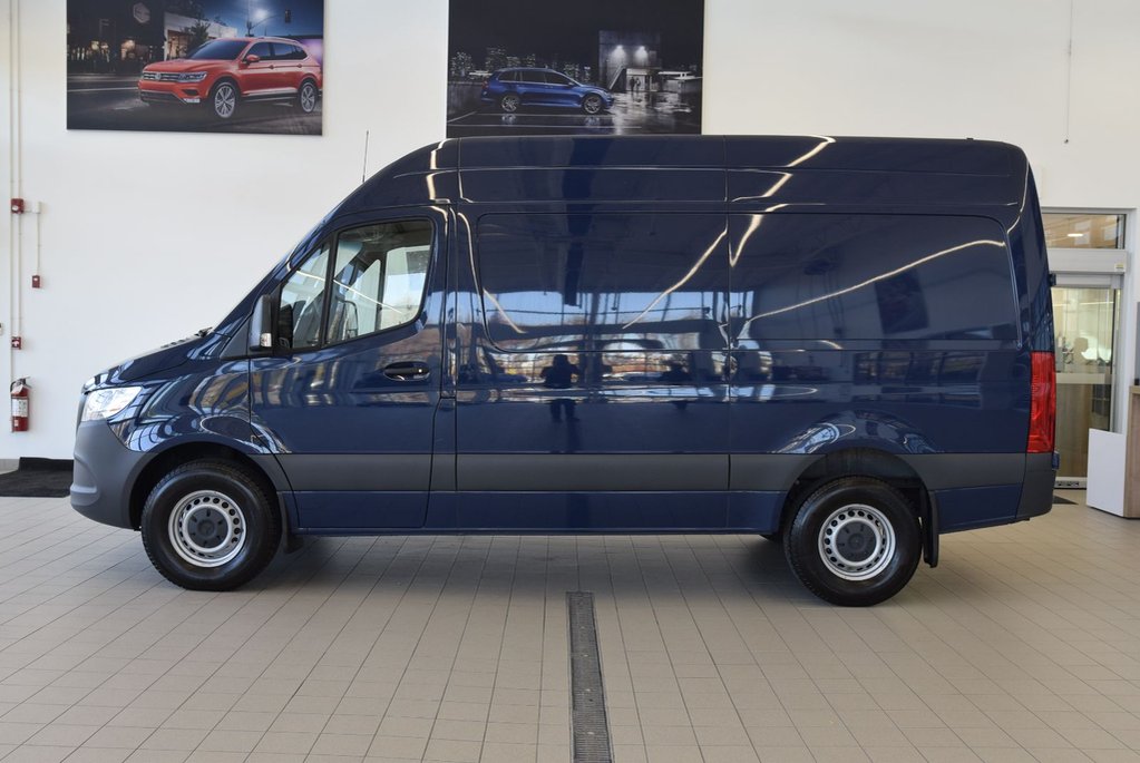 2024 Mercedes-Benz Sprinter Van 2500+HIGH ROOF+144+CAMERA in Laval, Quebec - 27 - w1024h768px
