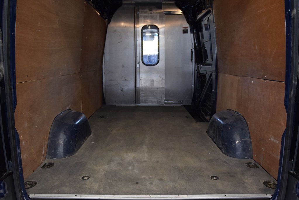 2024 Mercedes-Benz Sprinter Van 2500+HIGH ROOF+144+CAMERA in Laval, Quebec - 21 - w1024h768px