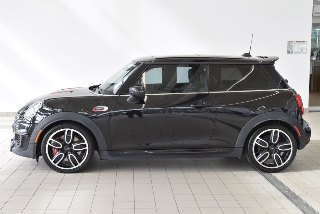 2020 MINI 3 Door John Cooper Works+CUIR+TOIT in Laval, Quebec - 5 - w1024h768px