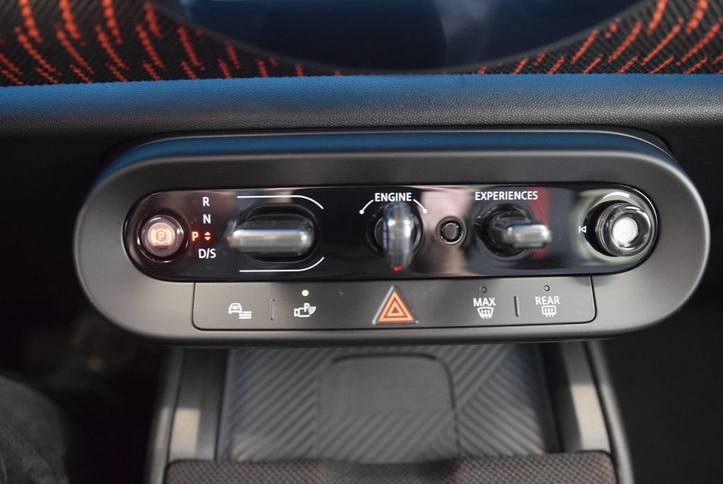 MINI Countryman John Cooper Works+AWD+LED+ 2025 à Laval, Québec - 35 - w1024h768px
