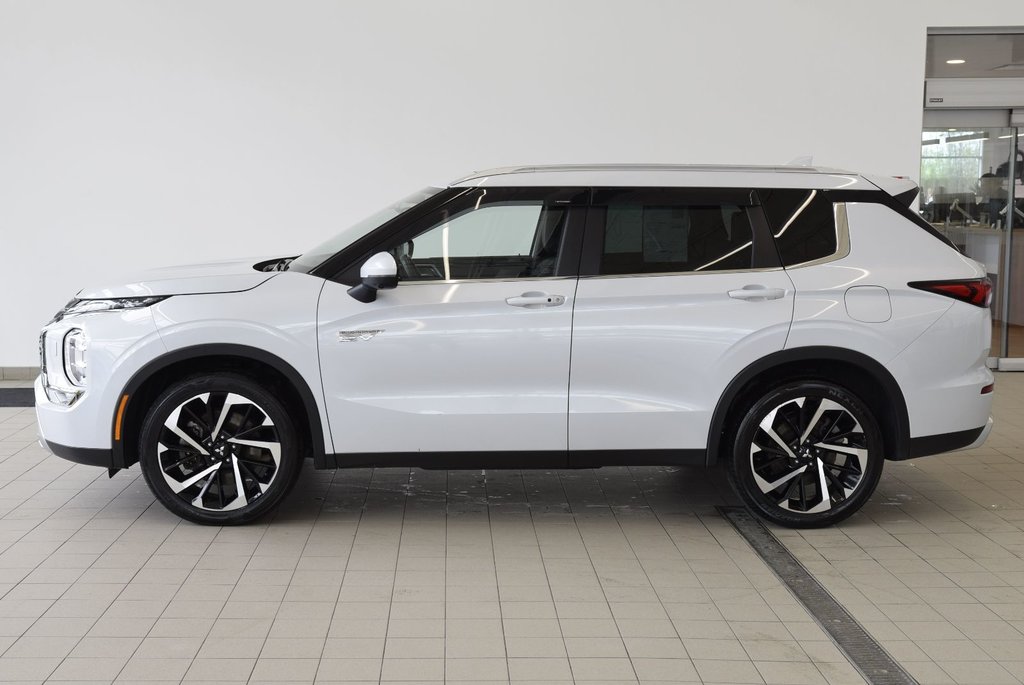 Mitsubishi OUTLANDER PHEV SEL+CUIR+TOIT PANO+AWD+WOW 2023 à Laval, Québec - 7 - w1024h768px