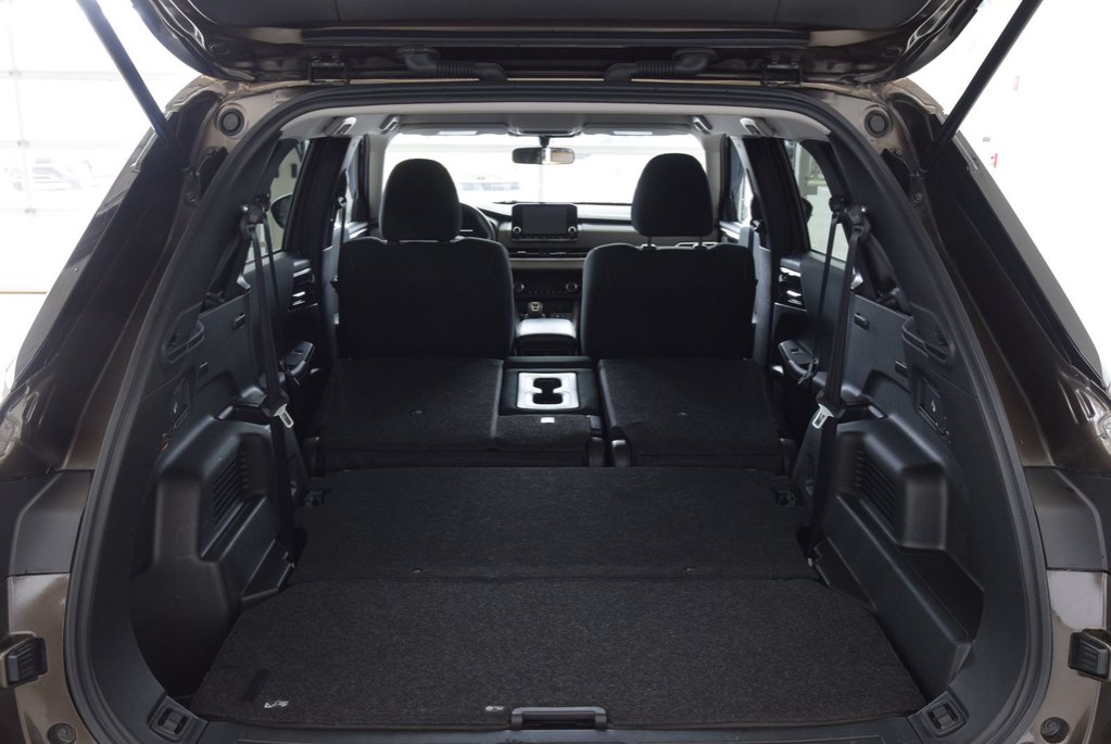 2024 Mitsubishi Outlander Plug-In Hybrid ES+PHEV+BAS KM+8 ROUES 8 PNEUS in Laval, Quebec - 18 - w1024h768px