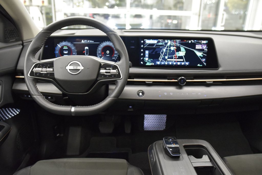 Nissan ARIYA EVOLVE+BATTERIE 87KWH+TOIT 2025 à Laval, Québec - 7 - w1024h768px
