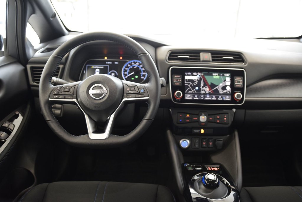 2025 Nissan LEAF SV PLUS+BATTERIE 60KW+NAV+ANCIEN DEMO in Laval, Quebec - 21 - w1024h768px