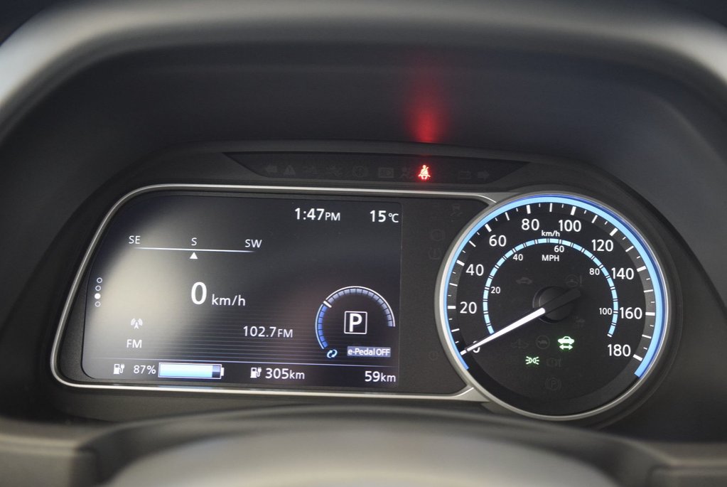 2025 Nissan LEAF SV PLUS+BATTERIE 60KW+NAV+ANCIEN DEMO in Laval, Quebec - 22 - w1024h768px