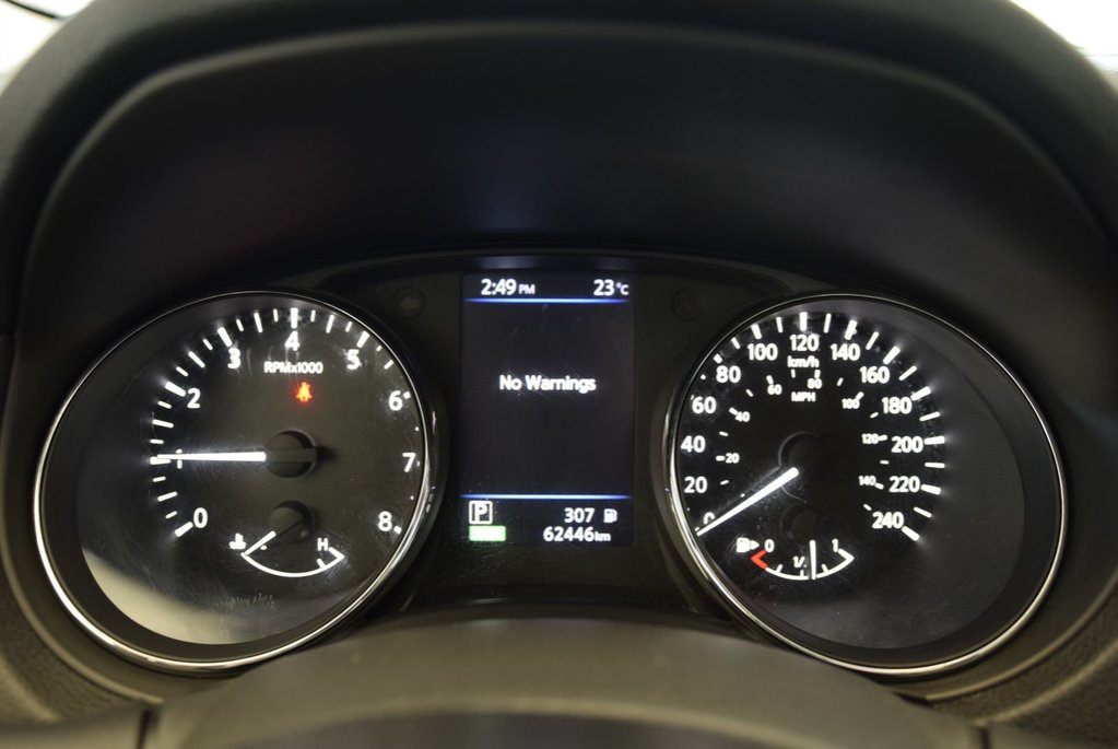 2018 Nissan Rogue SV+TOIT PANO+AWD+BAS KM+ in Laval, Quebec - 24 - w1024h768px