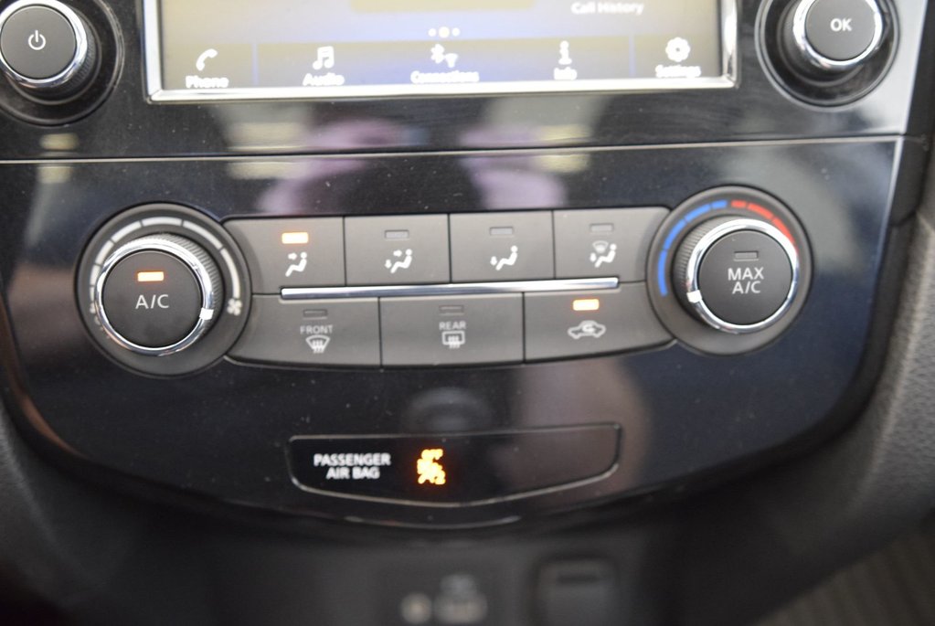 2018 Nissan Rogue SV+TOIT PANO+AWD+BAS KM+ in Laval, Quebec - 27 - w1024h768px