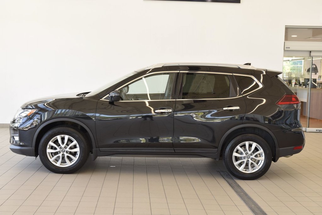 2018 Nissan Rogue SV+TOIT PANO+AWD+BAS KM+ in Laval, Quebec - 5 - w1024h768px