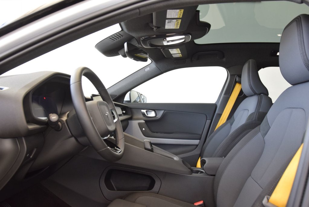 2023 Polestar 2 LONG RANGE+PERFORMANCE in Laval, Quebec - 9 - w1024h768px