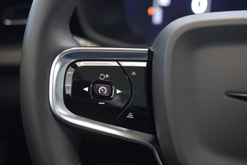 2023 Polestar 2 LONG RANGE+PERFORMANCE in Laval, Quebec - 22 - w1024h768px