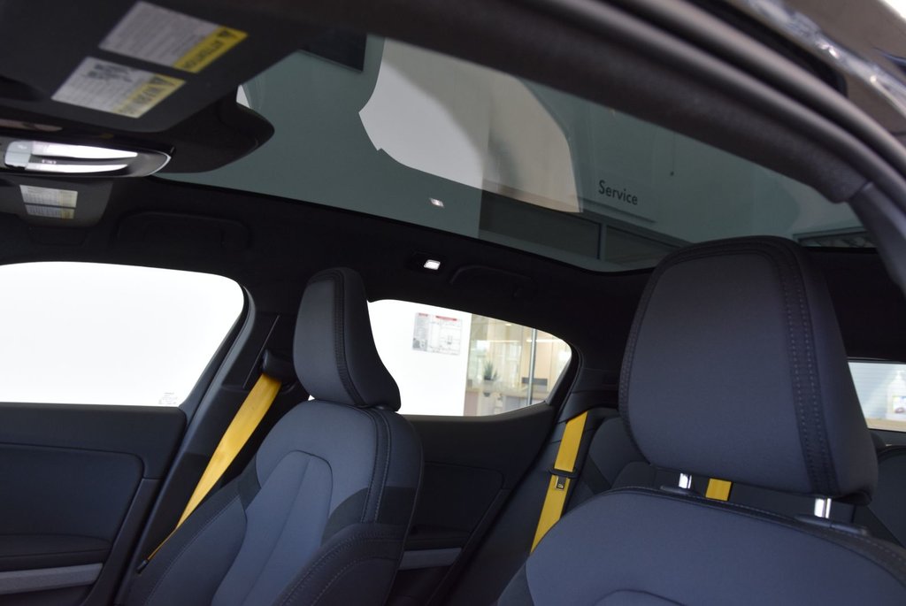 Polestar 2 PERFORMANCE PLUS+TOIT+AWD 2024 à Laval, Québec - 7 - w1024h768px