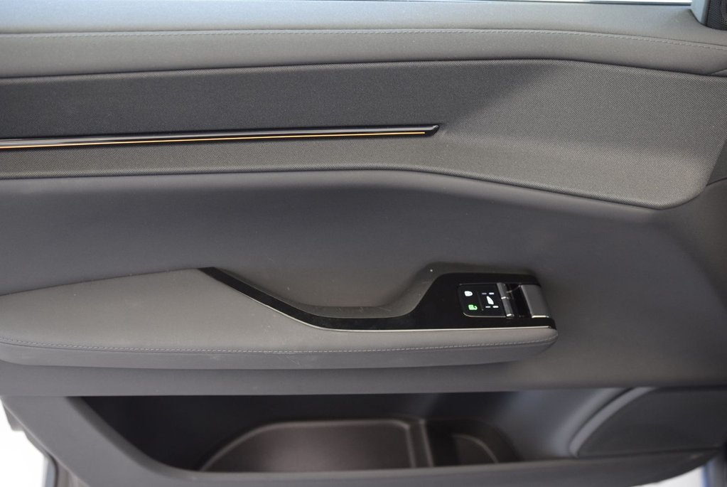Polestar 3 LONG RANGE+PILOT PACKAGE 2025 à Laval, Québec - 27 - w1024h768px