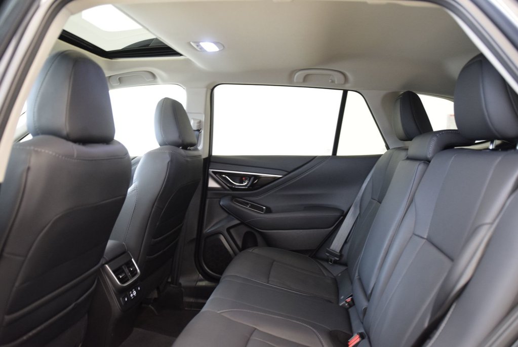 Subaru Outback LIMITED+HARMAN KARDON+LED 2025 à Laval, Québec - 24 - w1024h768px