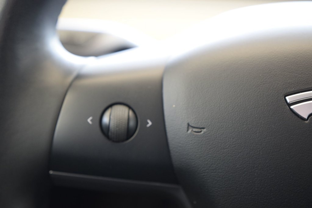 2018 Tesla Model 3 LONG RANGE+FULL SELF DRIVING in Laval, Quebec - 22 - w1024h768px