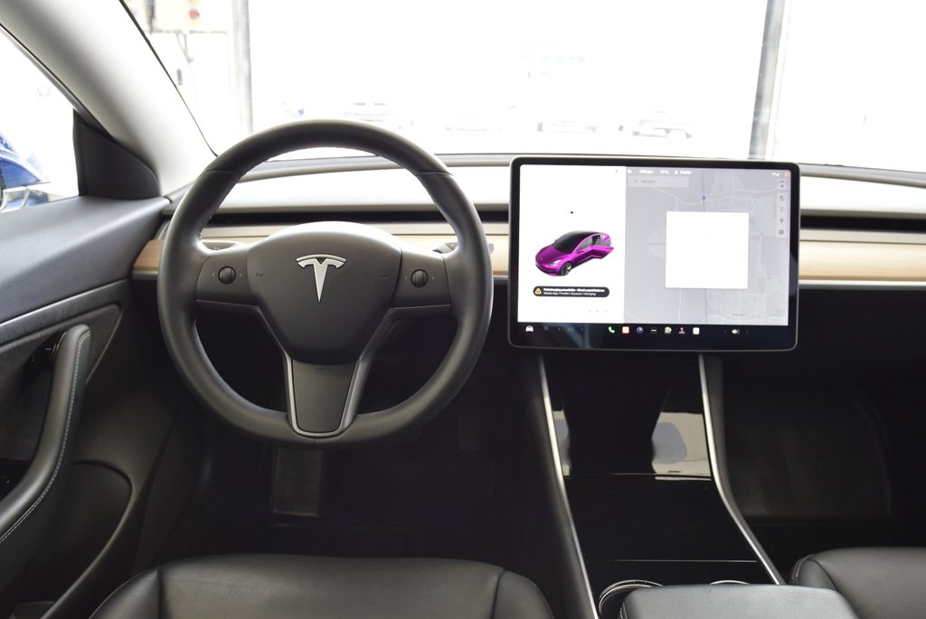 2020  MODEL 3 SR+CUIR+TOIT PANO+BAS KM+ in Laval, Quebec - 21 - w1024h768px