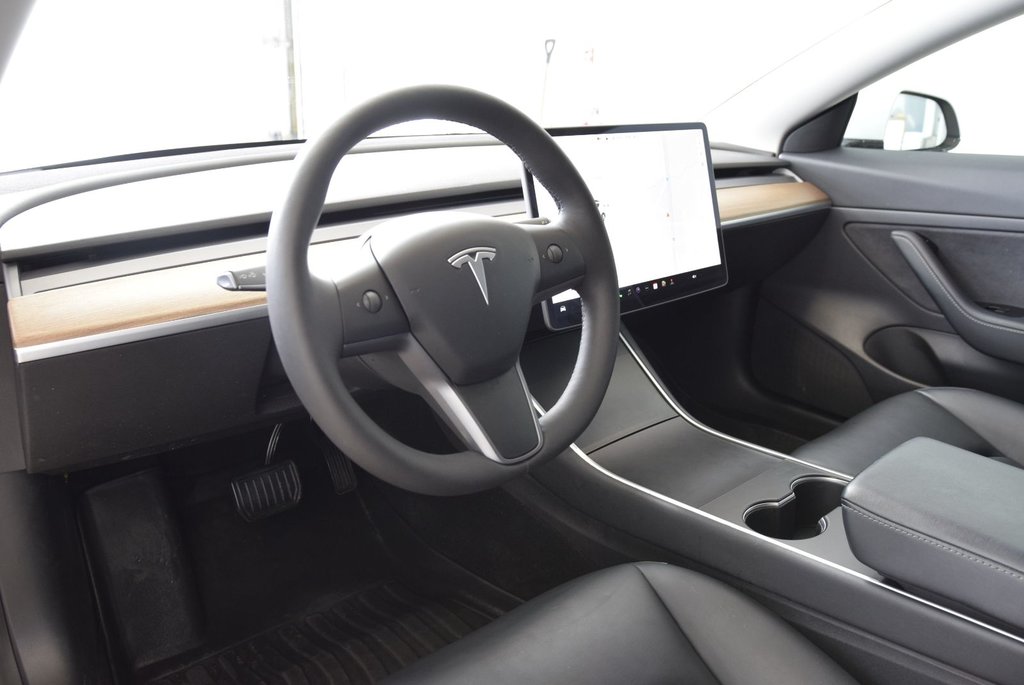 Tesla MODEL 3 SR+CUIR+TOIT+LED+AUTOPILOT 2020 à Laval, Québec - 15 - w1024h768px