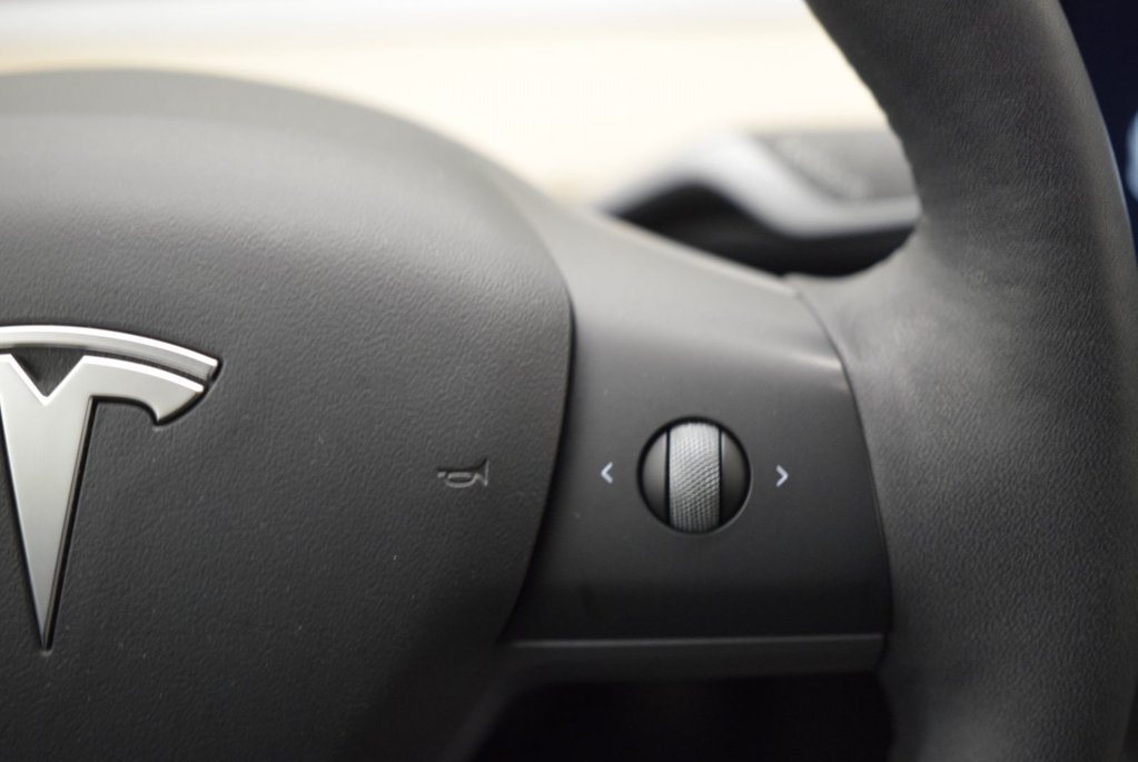 2021 Tesla Model 3 SR+CUIR+TOIT PANO+NAV+LED in Laval, Quebec - 24 - w1024h768px