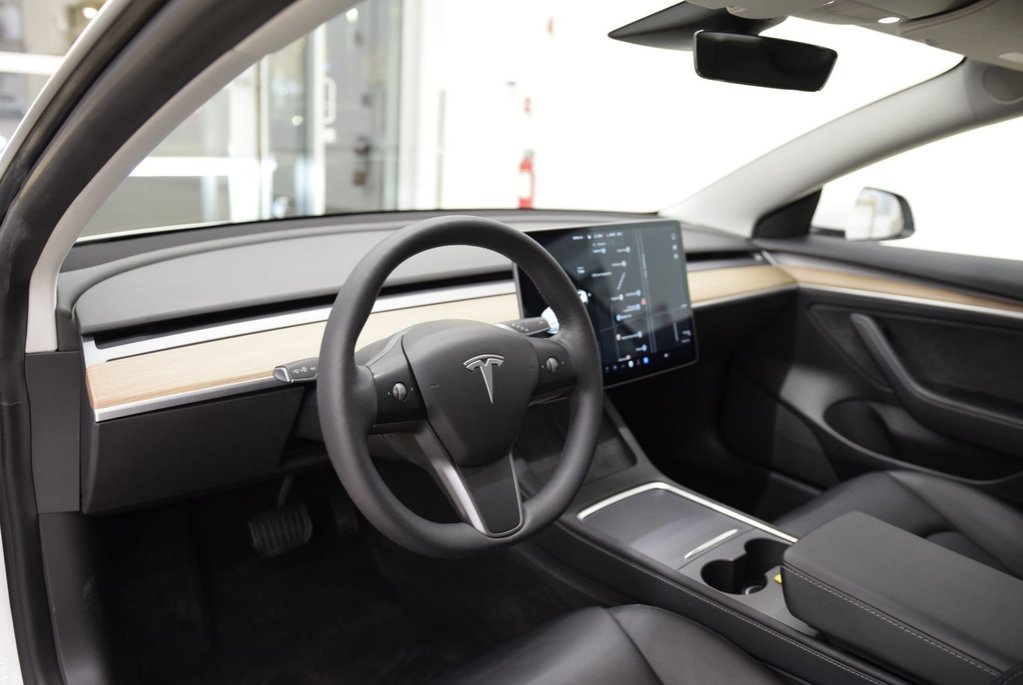 2021 Tesla Model 3 SR+CUIR+TOIT PANO+NAV+LED in Laval, Quebec - 8 - w1024h768px