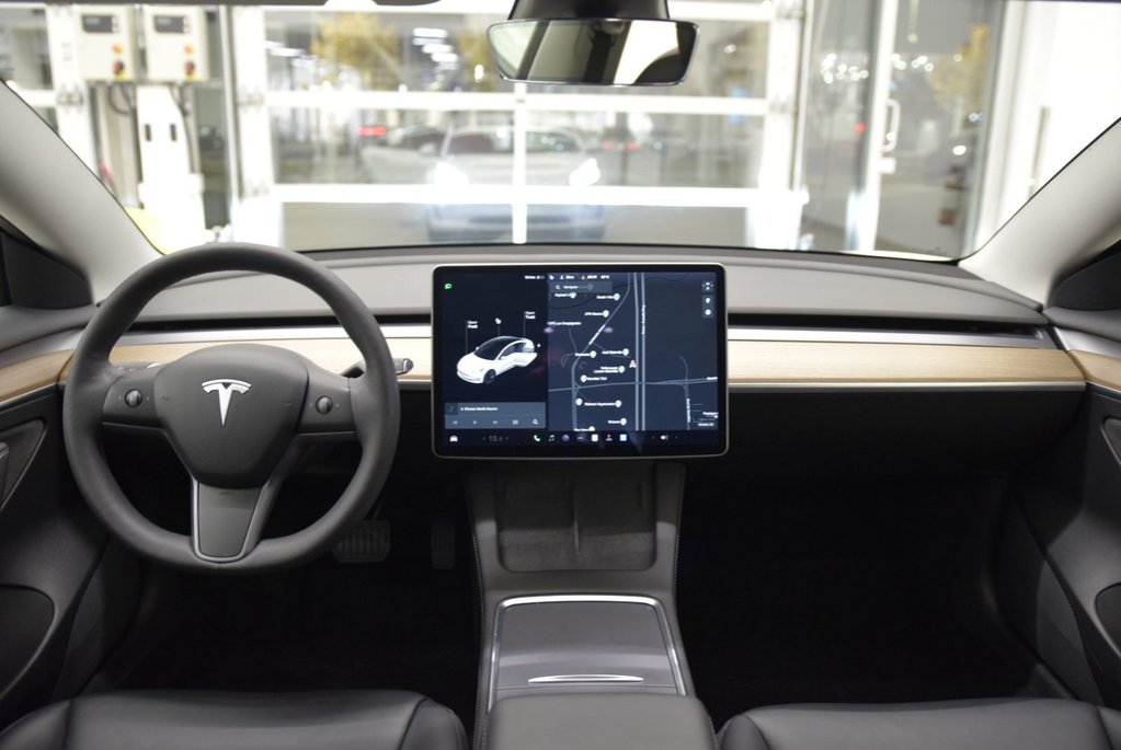 2021 Tesla Model 3 SR+CUIR+TOIT PANO+NAV+LED in Laval, Quebec - 21 - w1024h768px