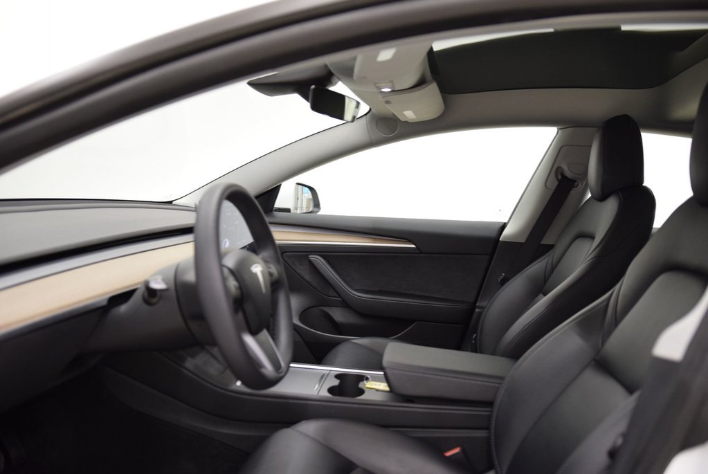 2021 Tesla Model 3 SR+CUIR+TOIT PANO+NAV+LED in Laval, Quebec - 19 - w1024h768px