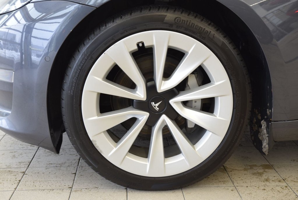 2021 Tesla Model 3 SR+JAMAIS ACCIDENTÉ+CUIR+ in Laval, Quebec - 5 - w1024h768px