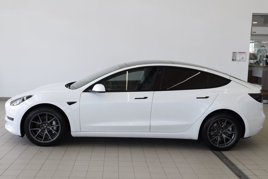 2022  MODEL 3 LONG RANGE+AWD+CUIR+TOIT in Laval, Quebec - 7 - w1024h768px