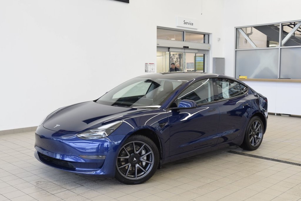 Tesla MODEL 3 PPF DEVANT+CUIR+TOIT PANO+ 2022 à Laval, Québec - 1 - w1024h768px