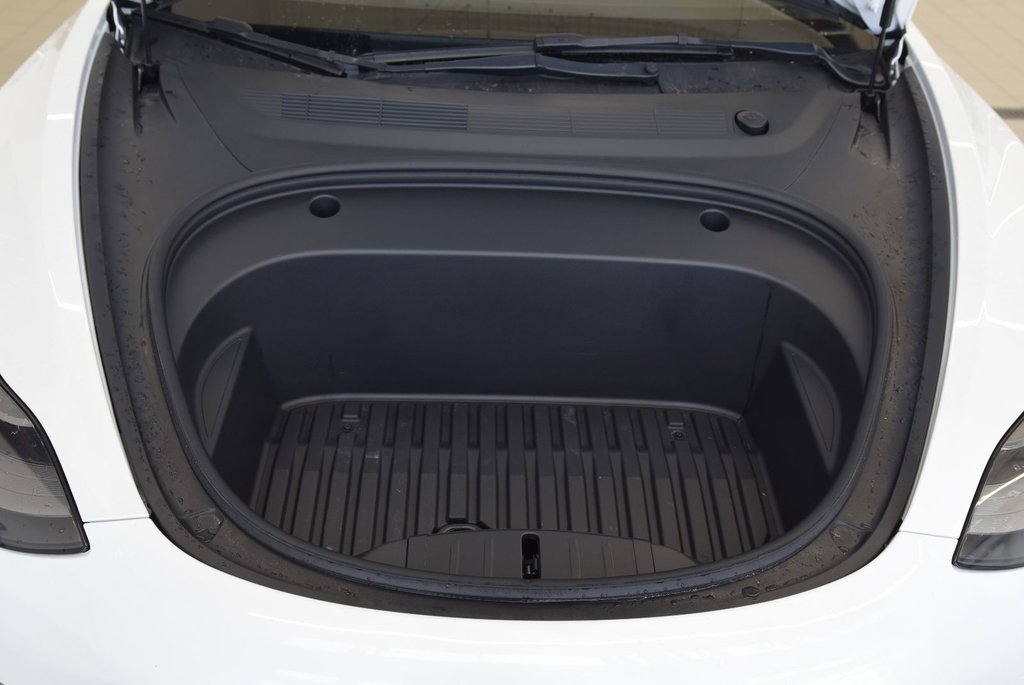 2022 Tesla MODEL 3 SR+CUIR+TOIT PANO+LED+NAV in Laval, Quebec - 15 - w1024h768px