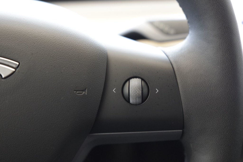 2022 Tesla MODEL 3 SR+CUIR+TOIT PANO+LED+NAV in Laval, Quebec - 25 - w1024h768px