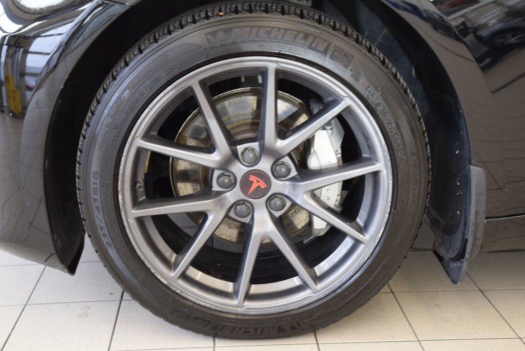 Tesla Model 3 SR+CUIR BLANC+PPF INCLUS 2022 à Laval, Québec - 8 - w1024h768px