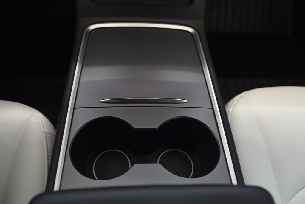 Tesla Model 3 SR+CUIR BLANC+PPF INCLUS 2022 à Laval, Québec - 27 - w1024h768px